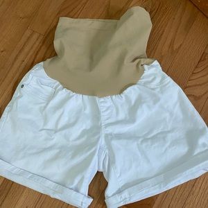 NWT motherhood, high waist maternity shorts